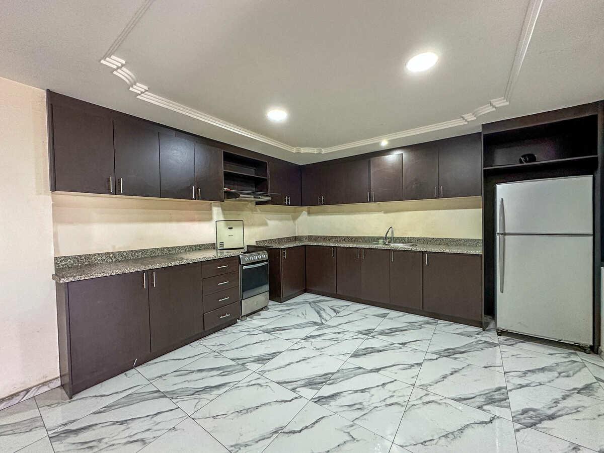 CASA COMERCIAL EN VENTA EN CUENCA SECTOR MIRAFLORES - imagen 7