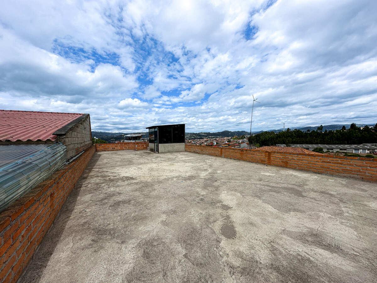 CASA COMERCIAL EN VENTA EN CUENCA SECTOR MIRAFLORES - imagen 11