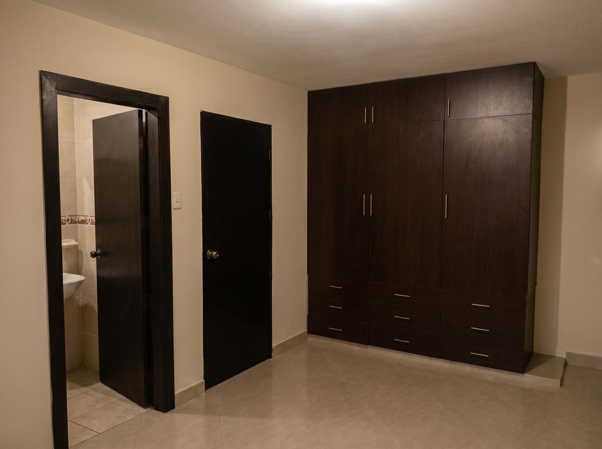 CASA EN VENTA EN DURÁN – Urbanización Privada con Guardianía Permanente - imagen 4
