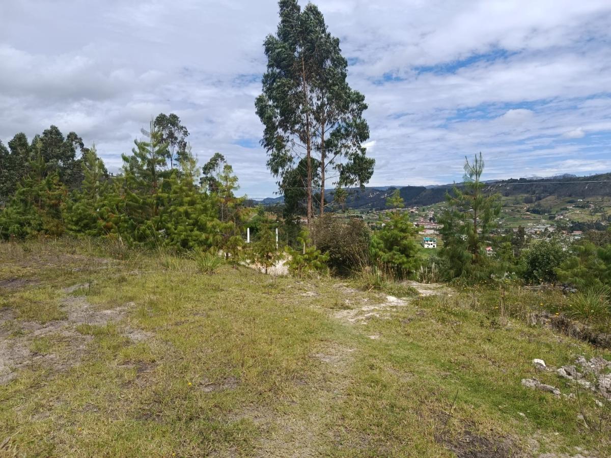 SE VENDE TERRENO EN CONDOMINIO PRIVADO Y EXCLUSIVO