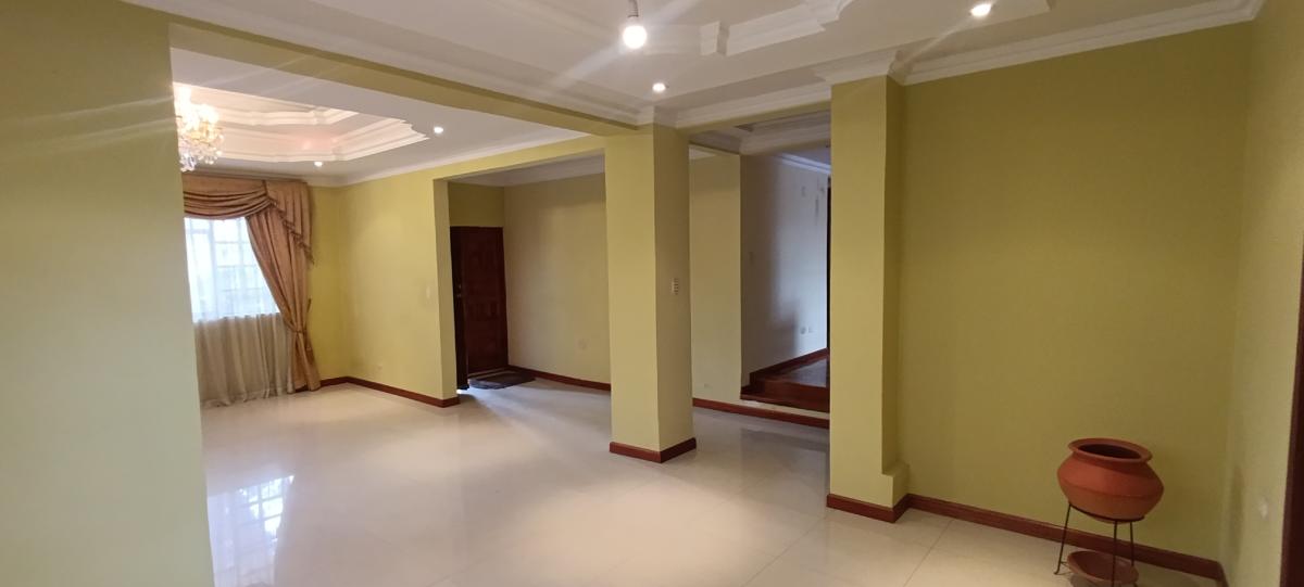 CASA COMERCIAL EN RENTA POR SECTOR REMIGIO CRESPO
